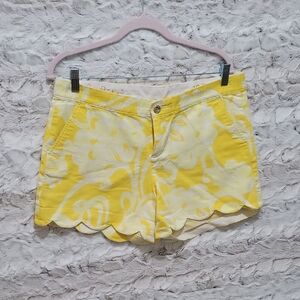 Lilly Pulitzer 'The Buttercup Short' Yellow Floral Scallop-Hem Mid-Rise Sz 10
